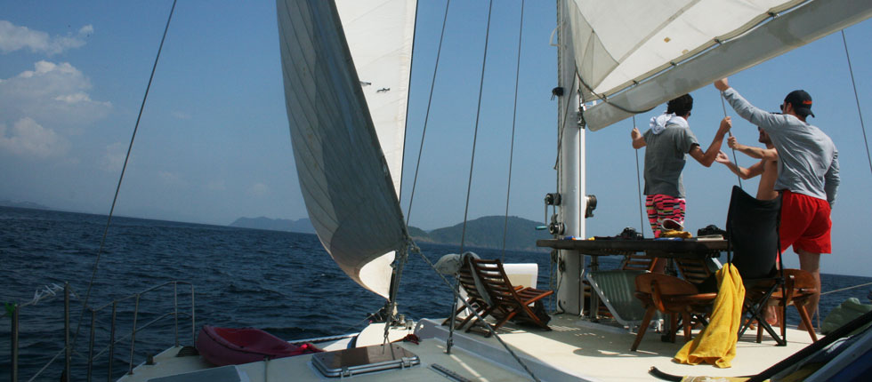 Privater Tagesausflug mit Schiff zu den Racha Inseln