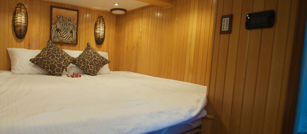 Charter Luxus Segel Katamaran Segeltörn Phuket Thailand
